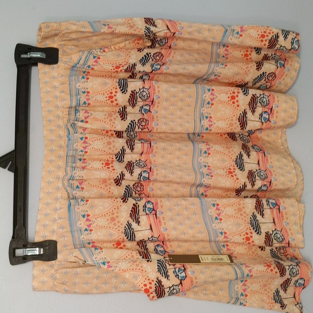 LC Lauren Conrad Beach cover up Skirt with pockets!